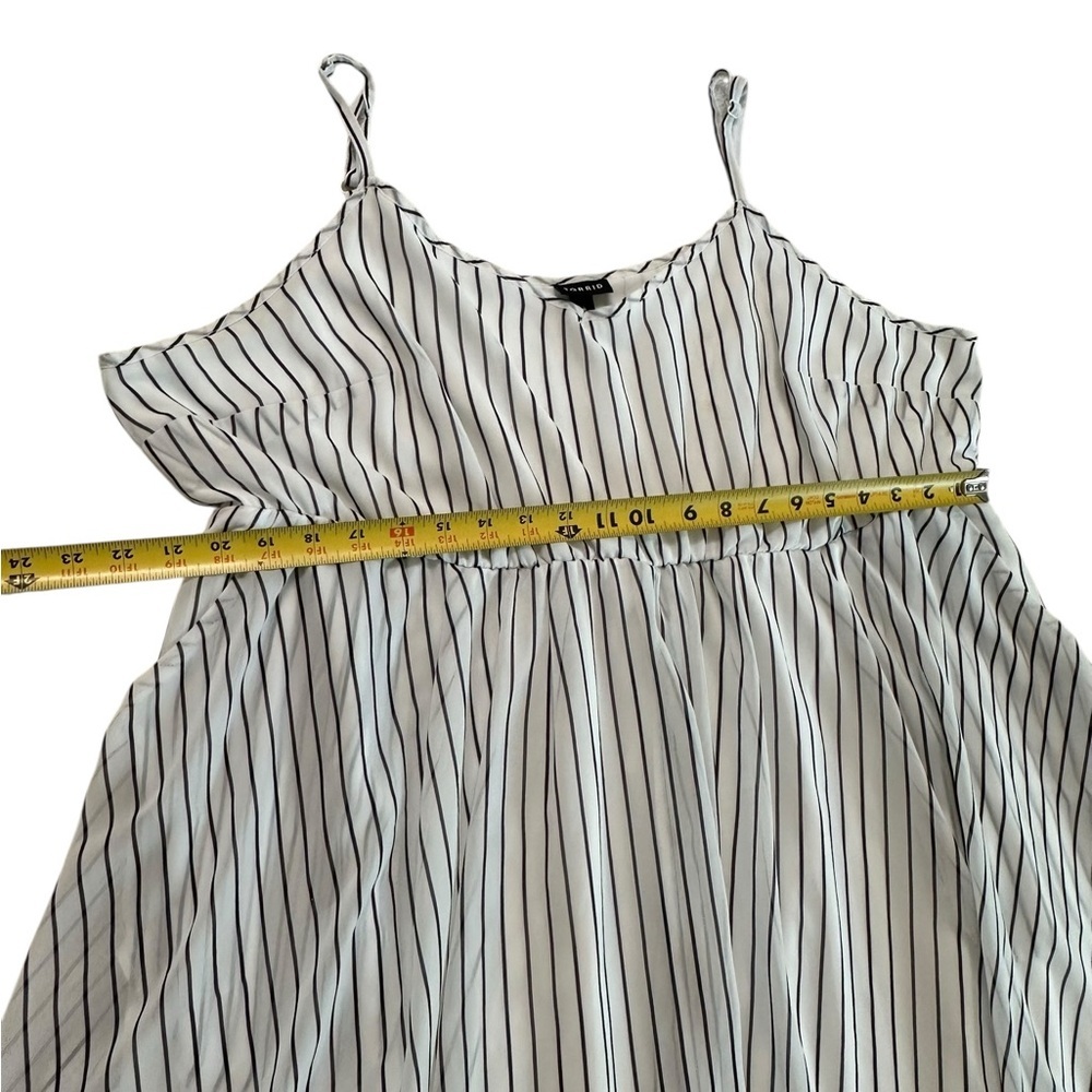 Torrid Midi Chiffon Black and White Stripes Pleated Dress Size 3 - Picture 13 of 17